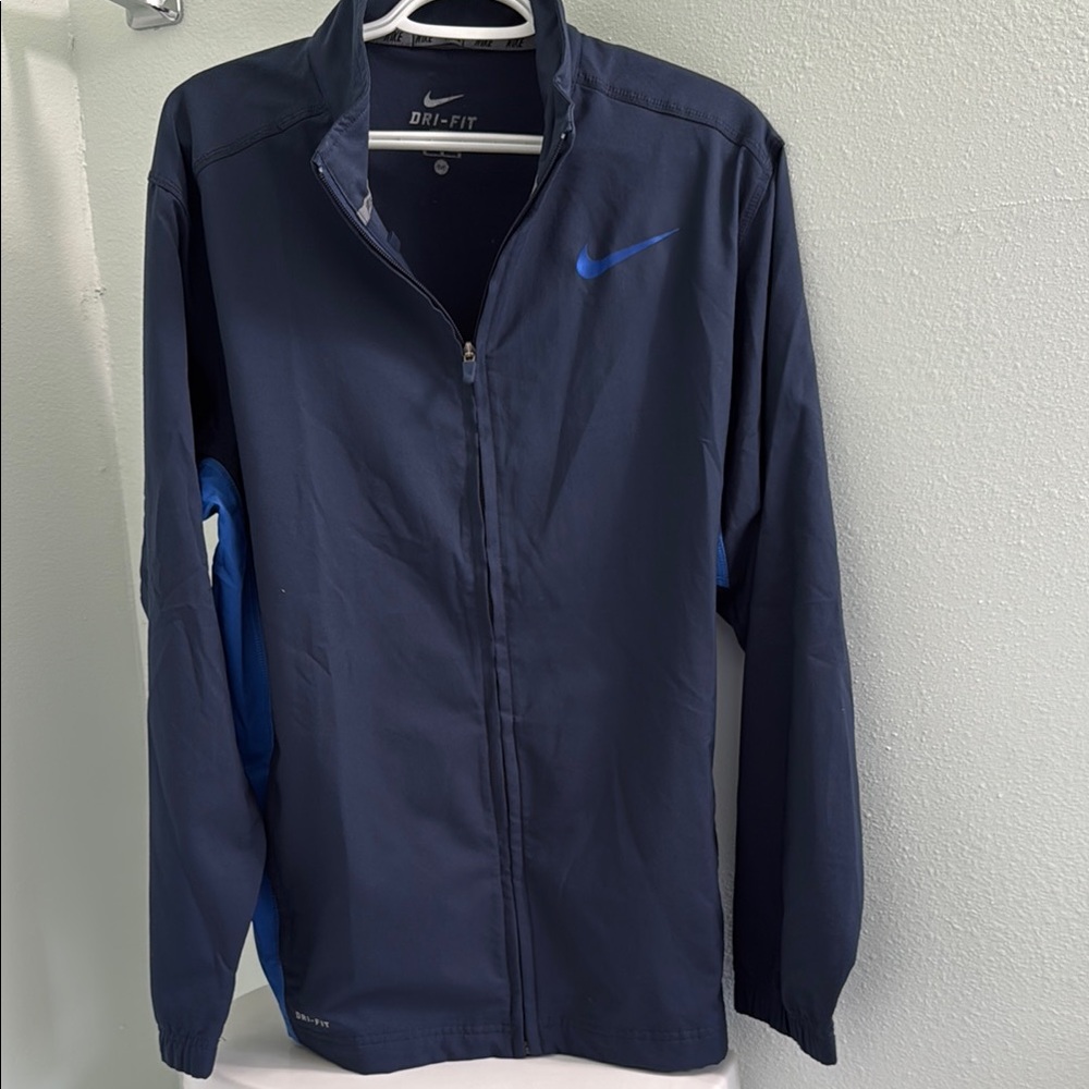 Nike Men's Navy Windbreaker Jacket